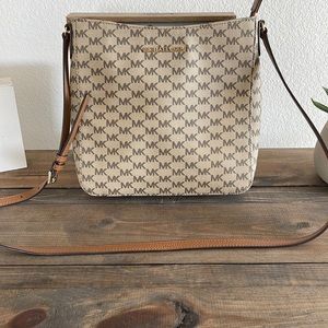 Michael Kors Cross Body